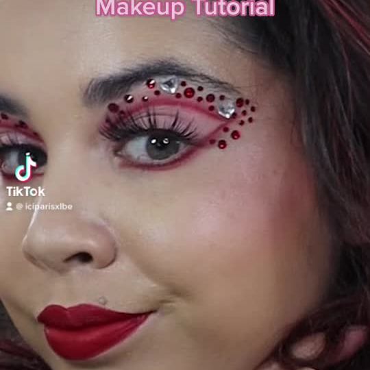 Creative Makeup Tutorial for Ici Paris XL Belgium