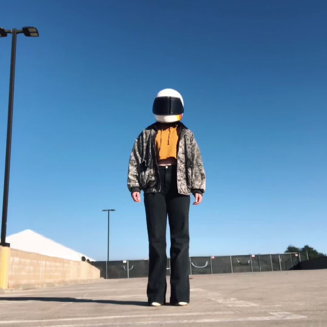 Helmet Dancer - SXSW